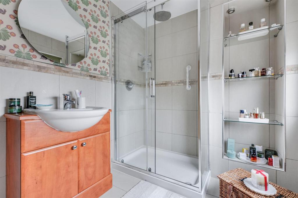 Shower Room 2.jpeg