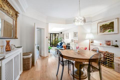 2 bedroom flat for sale, Sinclair Road, London W14