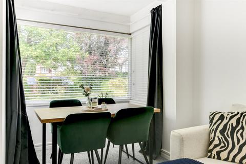 undefined, West Avenue, Worthing, West Sussex