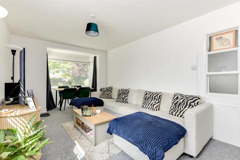 undefined, Essex Court, Worthing BN11