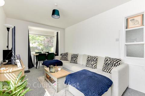 undefined, Essex Court, Worthing BN11