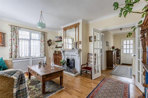 undefined, Molesey Road, Walton-On-Thames KT12