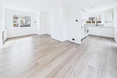 3 bedroom chalet for sale, Greenways, Benfleet