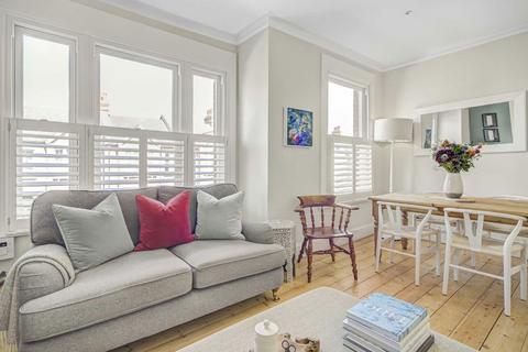 53a Midmoor Road, London, SW12 0ES