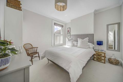 53a Midmoor Road, London, SW12 0ES