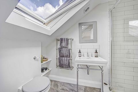 53a Midmoor Road, London, SW12 0ES