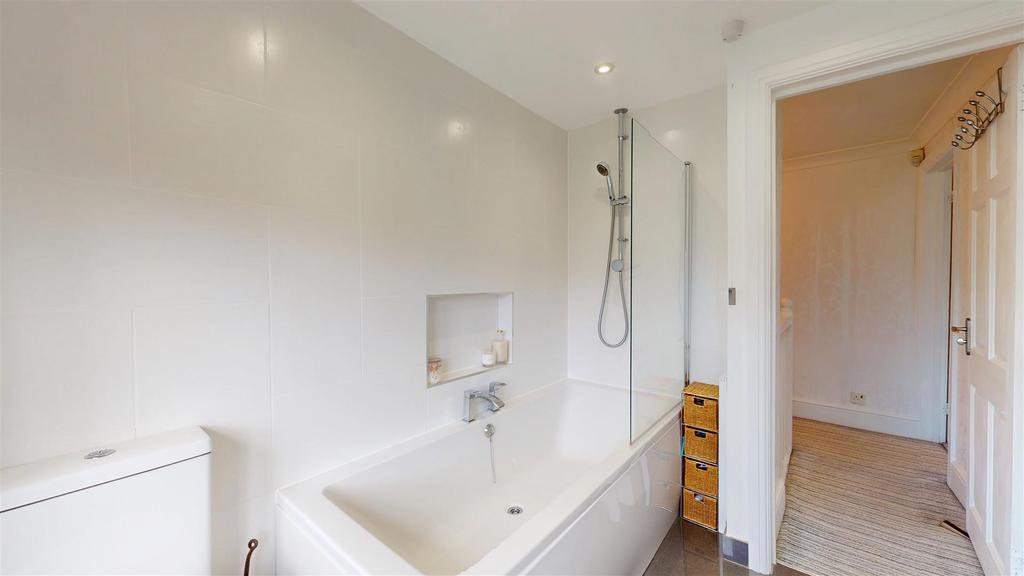 Family bathroom