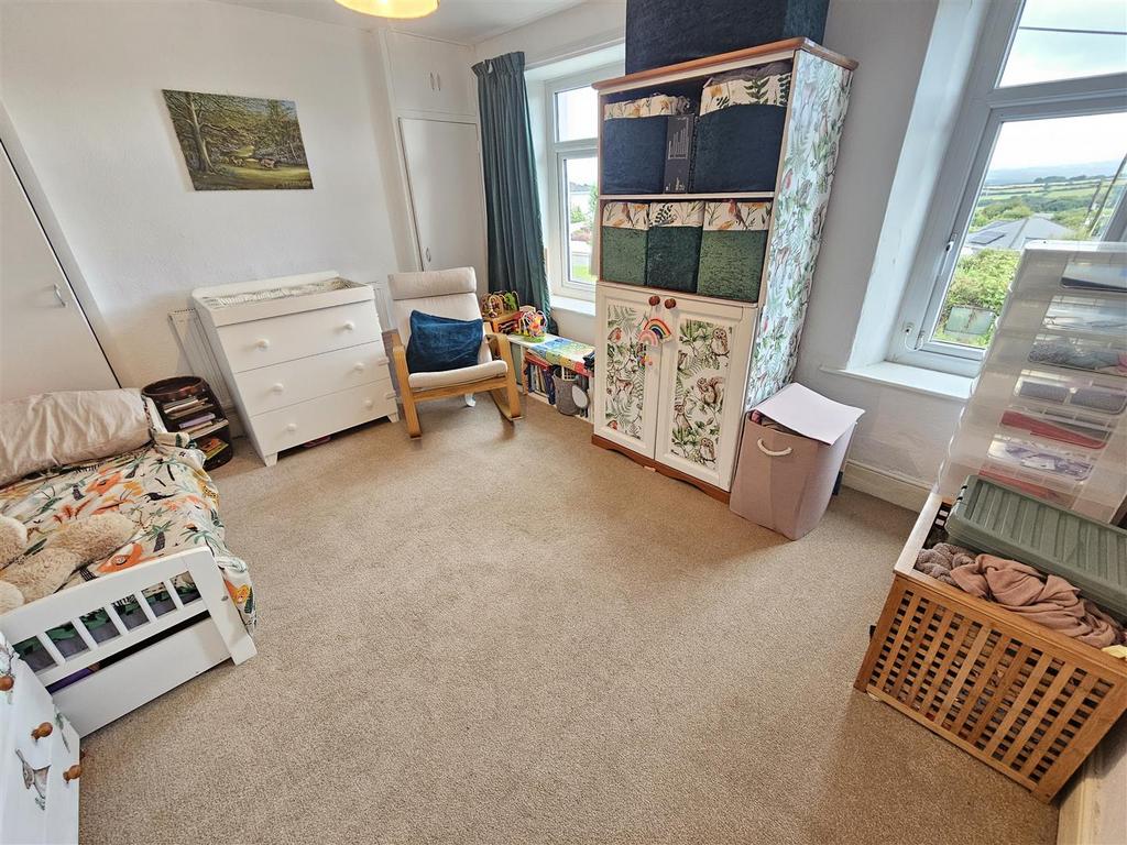 Bedroom 2.jpg