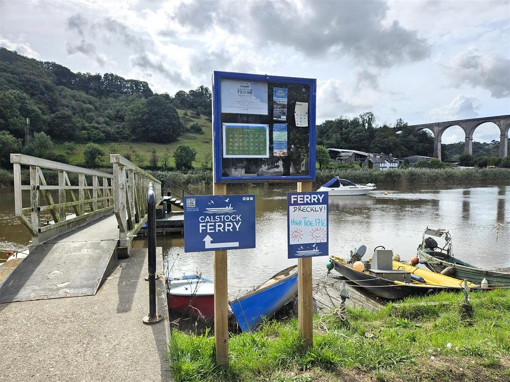 Ferry.jpg