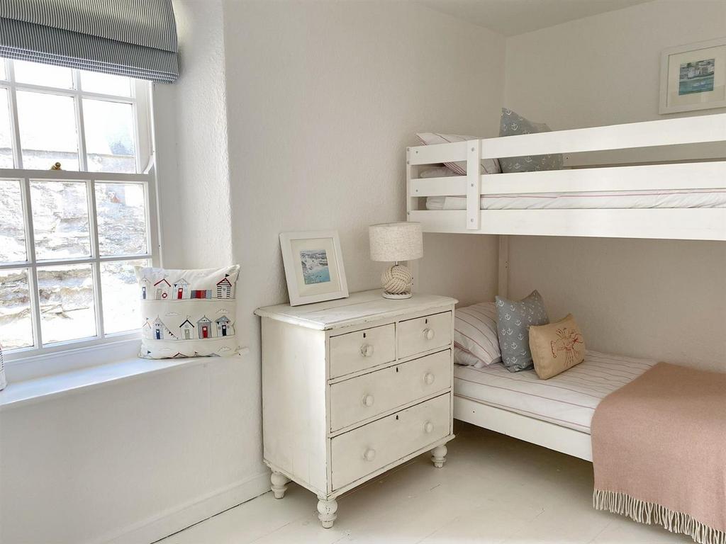 Bedroom 2.jpg