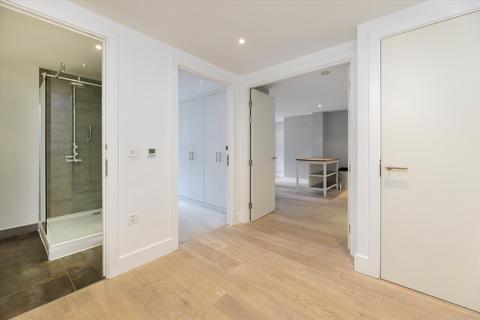 1 bedroom flat to rent, Bull Inn Court, Covent Garden, London, WC2R