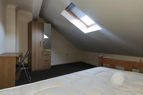 undefined, Castleford, WF10