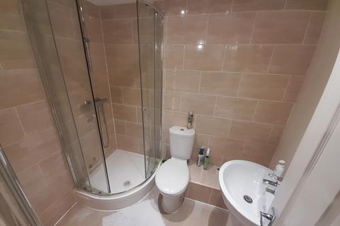 undefined, Castleford, WF10
