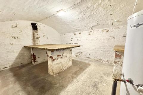 undefined, Woodsome Lees, Kirkburton, HD8 0JP