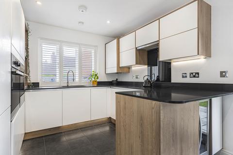 3 bedroom detached house for sale, James Close, Upper Heyford, OX25