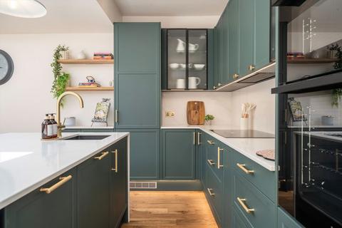 4 bedroom semi-detached house for sale, Murray Road, London W5