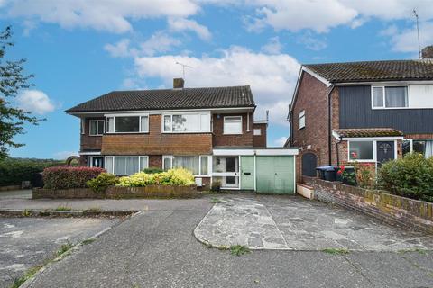 4 bedroom semi-detached house for sale, Onslow Gardens, Ongar, Essex