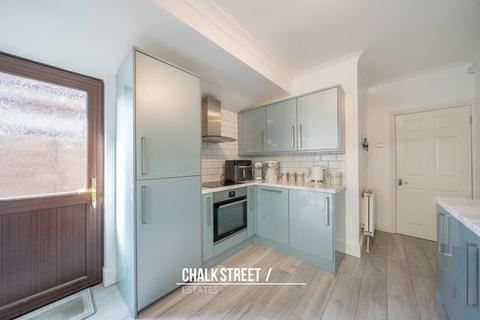 undefined, McIntosh Close, Romford, RM1