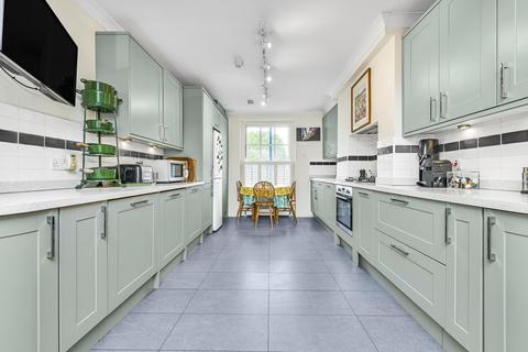 3 bedroom apartment for sale, Cambridge Road, London
