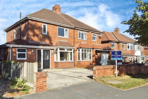 3 bedroom semi-detached house for sale, Beckfield Lane, North Yorkshire YO26