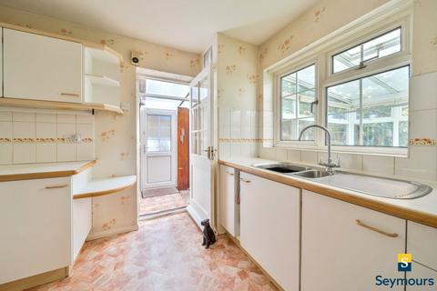 3 bedroom semi-detached house for sale, Rosetrees, Surrey GU1