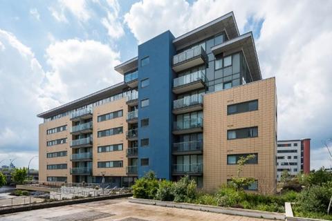 2 bedroom flat to rent, Fathom Court, 2 Basin Approach, London