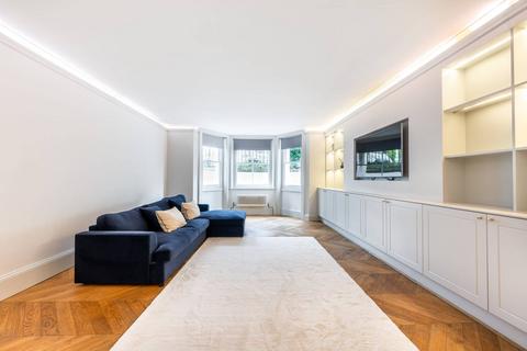 3 bedroom flat to rent, Strathmore Gardens, Kensington, London, W8