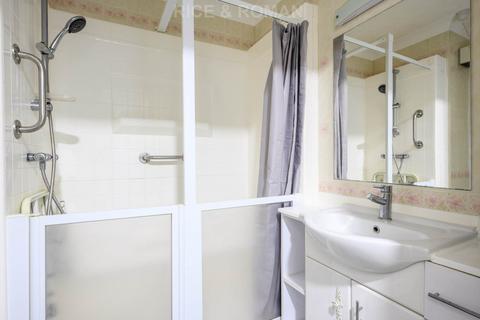 1 bedroom retirement property for sale, Ewell Road, Surbiton KT6