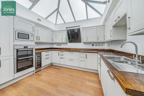 undefined, High Street, Arundel, West Sussex, BN18