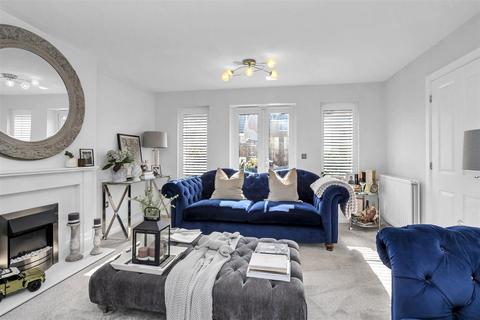 undefined, Overing Avenue, Great Waldingfield, Sudbury