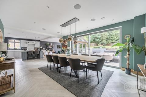6 bedroom detached house for sale, Pine Ridge Drive, Lower Bourne, Farnham, Surrey, GU10