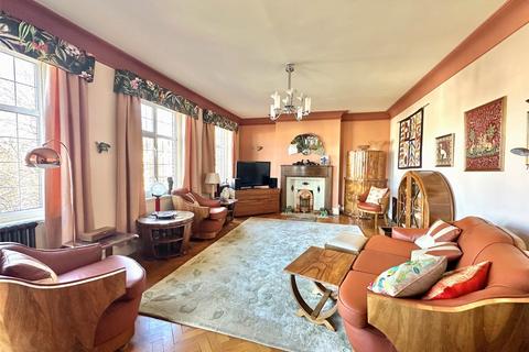 undefined, Devonshire Place, Eastbourne, East Sussex, BN21