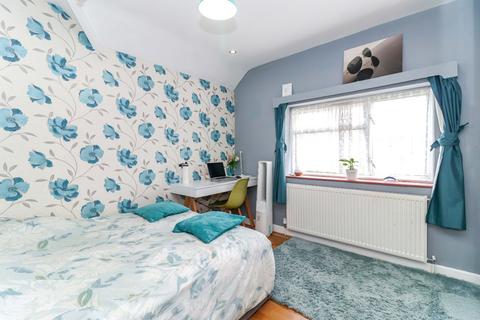 11 Chesterton Green, Beaconsfield, HP9 1RE
