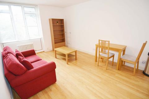 1 bedroom apartment to rent, Churchill Gardens, London SW1V