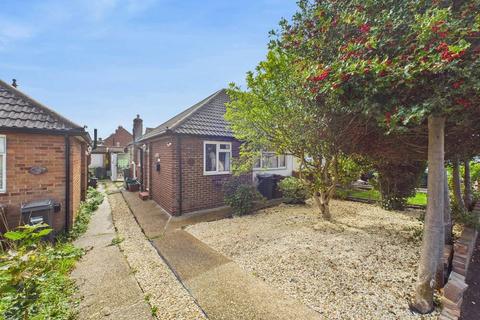 Horsham Road, Feltham, Middlesex, TW14