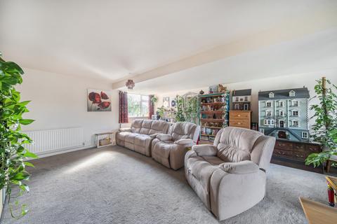 2 Elm Close, Saxilby, Lincoln, LN1 2QH