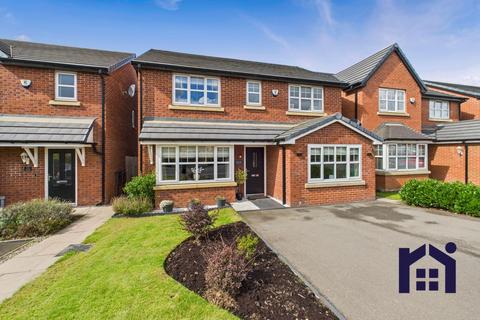 4 bedroom detached house for sale, Grasmere Avenue, Farington, PR25 3UE