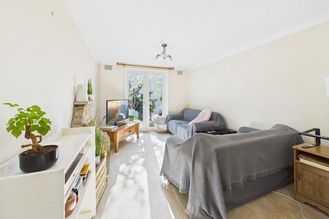 12 Atkins Close, Cambridge, CB4 2NN