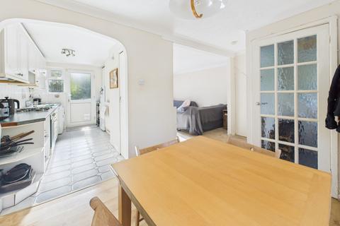 12 Atkins Close, Cambridge, CB4 2NN