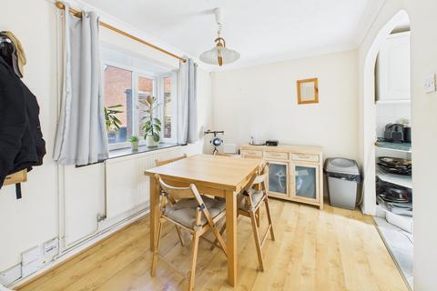 12 Atkins Close, Cambridge, CB4 2NN