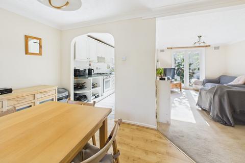 12 Atkins Close, Cambridge, CB4 2NN