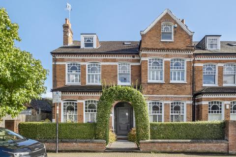 2 bedroom apartment for sale, Elmbourne Road, SW17