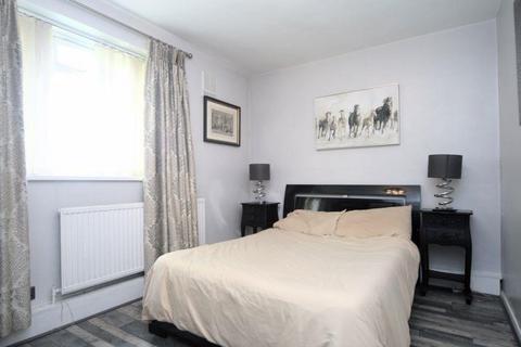 undefined, Dabbs Hill Lane, Northolt