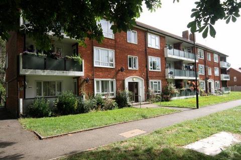 undefined, Dabbs Hill Lane, Northolt