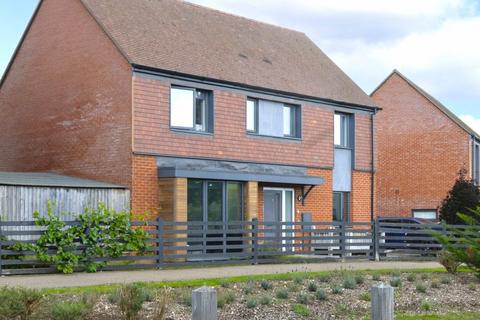 4 bedroom detached house for sale, Forester Walk, Hampshire GU35