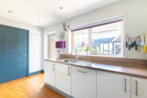 4 bedroom detached house for sale, Forester Walk, Hampshire GU35