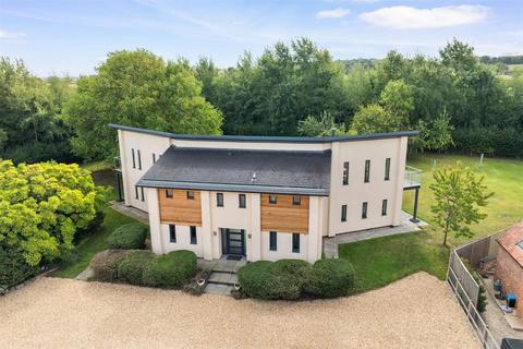 4 bedroom detached house for sale, Milcote Road, Welford On Avon, Stratford-Upon-Avon