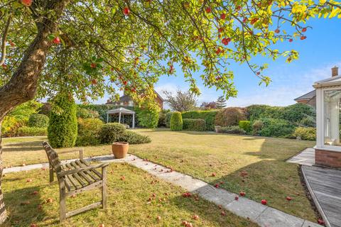 4 bedroom detached house for sale, Chapel Road, Flackwell Heath, HP10