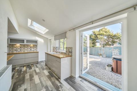 9 Elm Road, Faringdon, SN7 7EJ