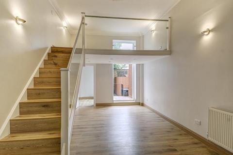 2 bedroom flat to rent, Trebovir Road, Earls Court SW5